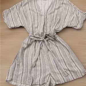 Striped Gray Romper Size M